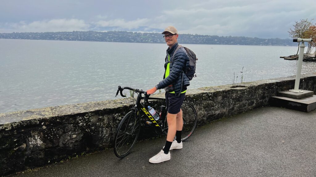 Départ pour le Tour du lac Léman à Vélo